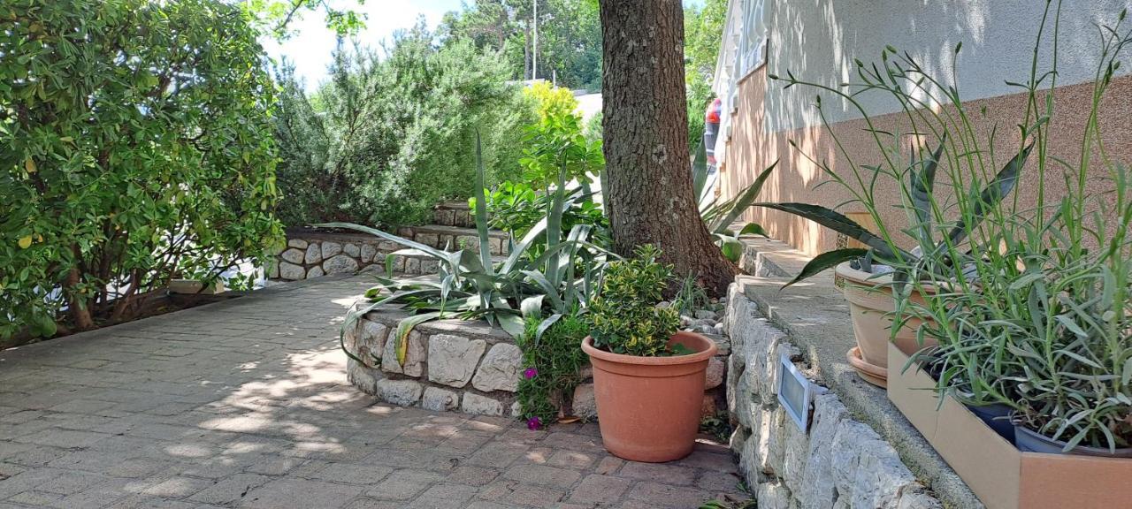 Villa Haus Niko Senj  Buitenkant foto