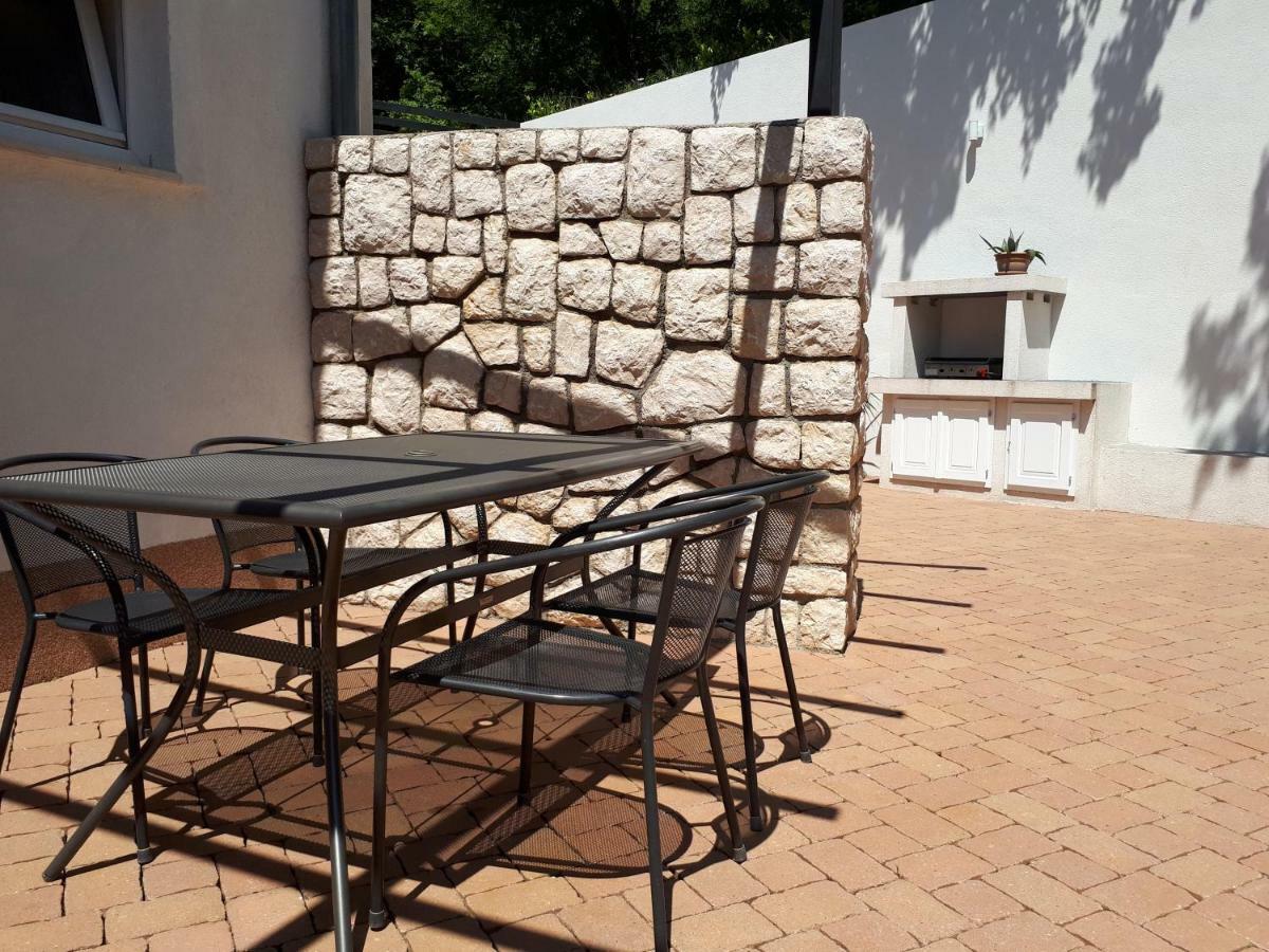 Villa Haus Niko Senj  Buitenkant foto